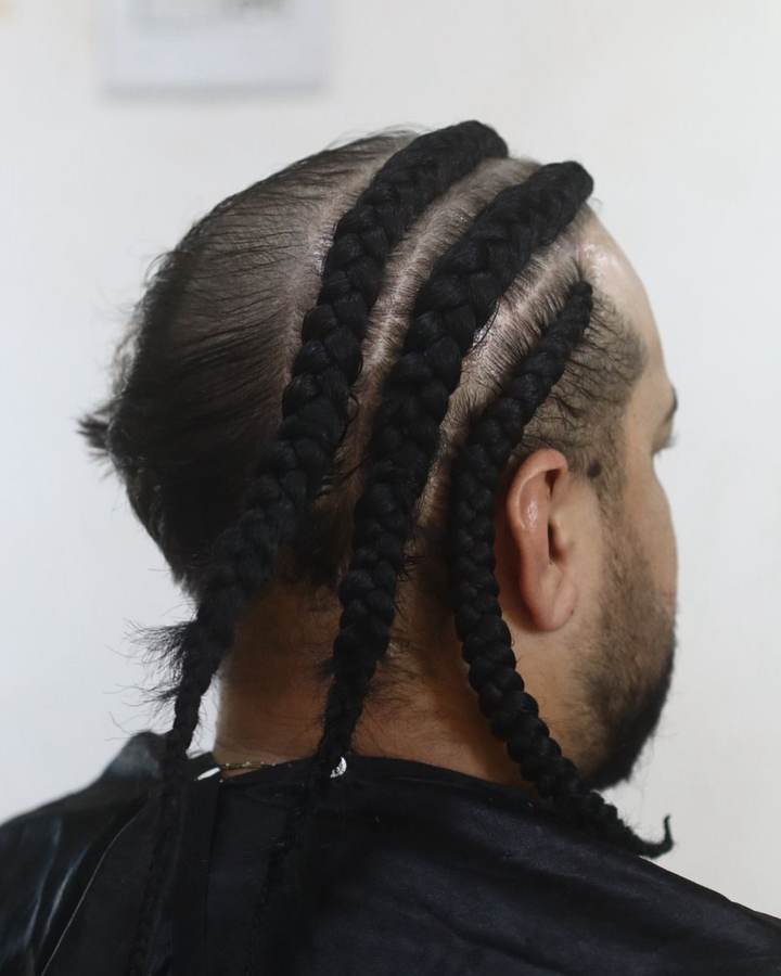 Trabalho de técnica afro realizado no universo Etnia Black