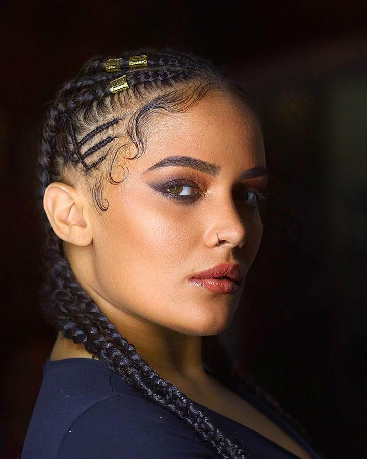 Cornrows vistas de perfil